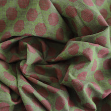 Load image into Gallery viewer, Pre-washed jacquard red/green cotton fabric