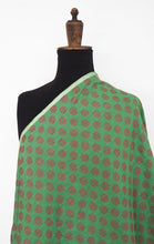 Load image into Gallery viewer, Pre-washed jacquard red/green cotton fabric