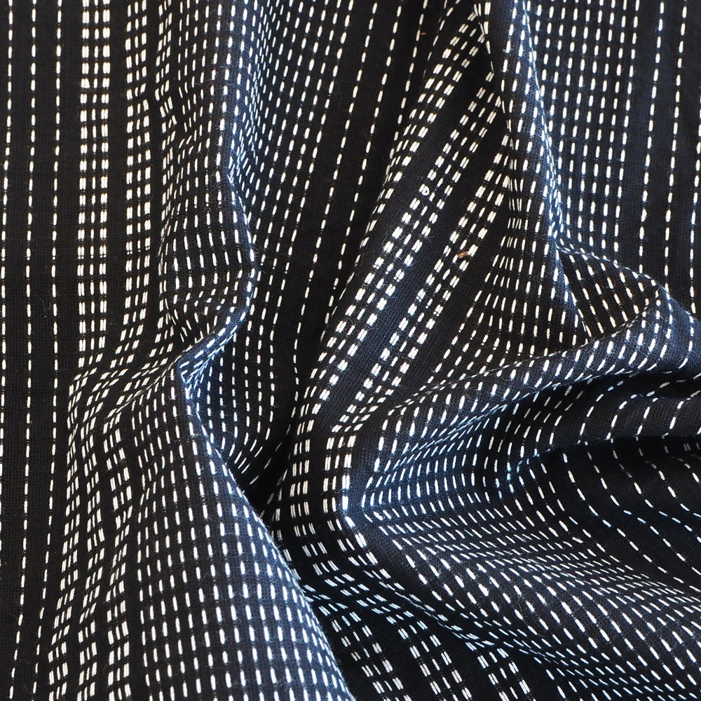 Pre-washed black and white jacquard cotton fabric
