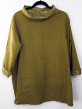 Load image into Gallery viewer, Reversible Green on green tunic