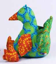 Load image into Gallery viewer, Panchu Peacock