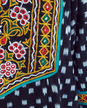 Load image into Gallery viewer, Tunic with hand embroidered yoke