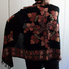 Load image into Gallery viewer, Embroidered wool Kashmiri shawl
