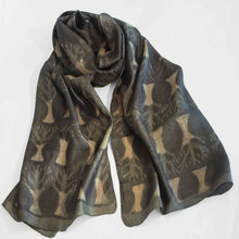 Load image into Gallery viewer, Hand woven fair trade tussar silk block printed scarf