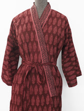 Load image into Gallery viewer, Bagh Flowers bath robe