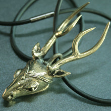 Load image into Gallery viewer, Cast bronze deer pendant