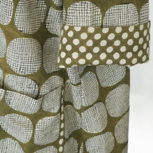 Load image into Gallery viewer, Graphic print A-line tunic - Olive
