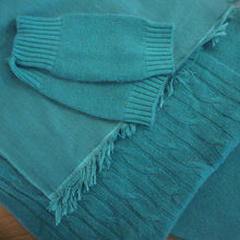 Load image into Gallery viewer, Double weave cashmere fair trade scarf from Nepal.
